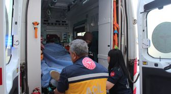 Aksaray'da öğrenci okul duvarından atlayıp yaralandı