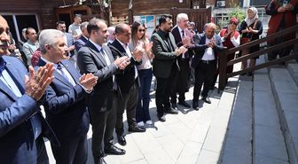 Saimbeyli'de yıl sonu sergisi açıldı
