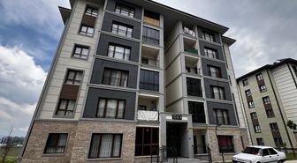 Annesiyle tartışan babasını bıçakladı