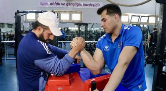 Avrupa şampiyonu milli bilek güreşçinin 'dünya kürsüsü' hedefi
