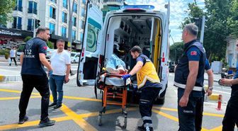 Batman'da motosiklet yayaya çarptı: 2 yaralı