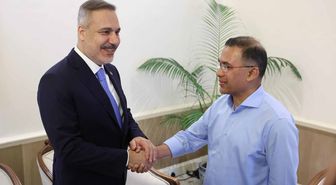 Dışişleri Bakanı Fidan, Bangladeş Başbakanı Rahman tarafından kabul edildi