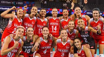 İtalya Türkiye hangi kanalda, Filenin Sultanları İtalya Türkiye voleybol maçı nereden CANLI izlenir?
