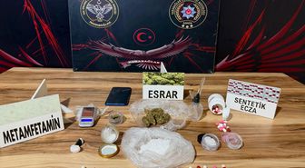 İzmir'de uyuşturucu operasyonlarında yakalanan 3 şüpheli tutuklandı