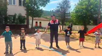 Sakarya'da jandarma ekiplerinden minik öğrencilere çevre bilinci eğitimi