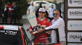 50. Yeşil Bursa Rallisi'nde kazanan genç pilot Kerem Kazaz oldu