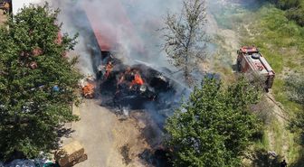 Adana'da büyükbaş çiftliğinde çıkan yangın söndürüldü