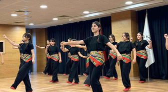 Akrobasi gösterisi büyük beğeni topladı