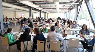 Anadolu Üniversitesi mezunları ilk kez buluştu