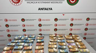 Antalya Havalimanı'nda bebek bezleri içine gizlenmiş 381 bin 750 avro ele geçirildi