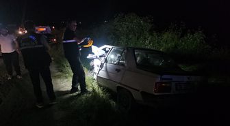 Çorum'da iki otomobilin çarpıştığı kazada 6 kişi yaralandı
