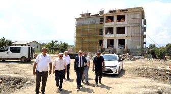 Dikmeli İlkokulu inşaatında çalışmalar yerinde incelendi
