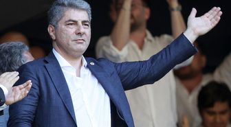 Hakan Safi'den kendisine oy vermeyenlere flaş sözler