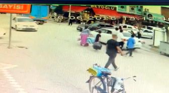 Iğdır'da otomobilin çarptığı 6 yaşındaki çocuk yaralandı: Kaza anı kamerada