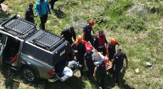 Kayseri'de kayalıklardan düşerek yaralanan kişi kurtarıldı