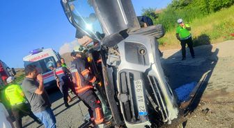 Malatya'da kontrolden çıkan araç devrildi: 2 yaralı