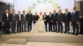 Müsavat Dervişoğlu, Kuleyin ile Kibrit çiftinin nikahında şahitlik yaptı