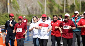 Bakan Bak, 'One Run Yol Koşusu'na katıldı