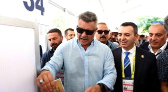 Sadettin Saran, oyunu kullandı