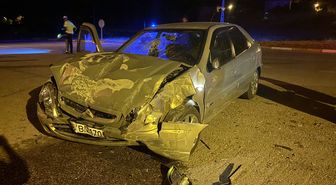 Sivas'ta iki otomobilin çarpıştığı kazada 1 kişi öldü, 3 kişi yaralandı