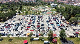 Tekirdağ'da, modifiye araç tutkunları bir araya geldi
