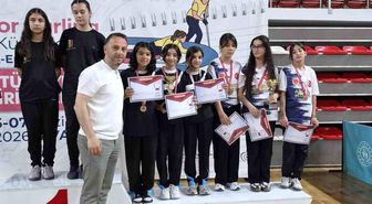 Afyonkarahisarlı sporculardan Floor Curling Türkiye Şampiyonası'nda önemli başarı
