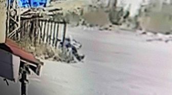 Cinnet getiren inşaat işçisi baltayla 3 kişiyi yaraladı
