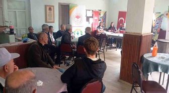 Domaniç'te ahududu yetiştiriciliği eğitimi düzenlendi