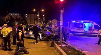 Erzurum'da trafik kazası: 2 kişi yaralandı