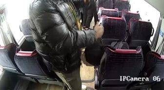 Fatih'te Iraklı turistin çantasını çalan şüpheli yurt dışına kaçarken havalimanında yakalandı
