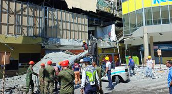 Filipinler'in Mindanao bölgesinde meydana gelen 7,8 büyüklüğündeki depremde 15 kişi öldü