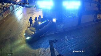 Film gibi soygun kameraya yansıdı: Kepengi araçla yıkıp 16 bin dolar çaldılar