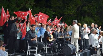 Gelibolu'da konser etkinliği düzenlendi