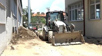 Isparta'da kanalizasyon hattı çalışmasında göçük meydana geldi: 1 işçi yaralandı