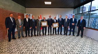 KARDEMİR'de Güleç'e ve Yolbulan'a onursal başkanlık ünvanları verildi