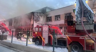 Konya’da mobilya fabrikası yangını, itfaiyeci şehit