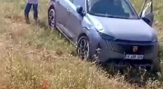 Siirt'te araç şarampole yuvarlandı, sürücü yaralandı