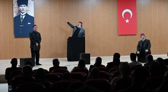 Suşehri'nde 'Şahidimiz Anadolu' adlı tiyatro oyunu sahnelendi