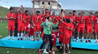 Tekman'da futbol şöleni: 2026 Mustafa Çiftçi sezonu şampiyonu Hürriyetspor oldu