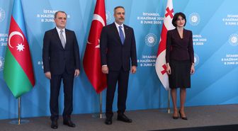 Türkiye-Azerbaycan-Gürcistan Üçlü Dışişleri Bakanları Toplantısı İstanbul'da başladı