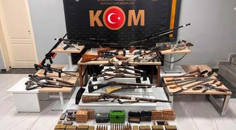 Uşak'ta silah ticaretine gözaltı
