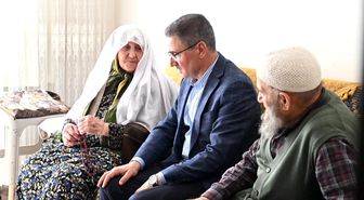 Vali Aydın Baruş'tan vefa