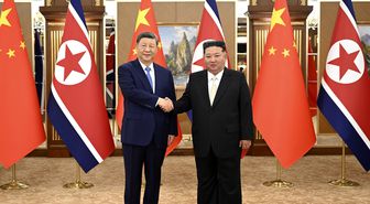 Xi ve Kuzey Kore Lideri Kim, Pyongyang'da Görüştü