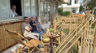 27 yıllık sağlıkçı bambuyu sanat eserlerine dönüştürüyor