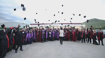 AİÇÜ’nün Patnos yerleşkesinde mezuniyet coşkusu yaşandı