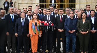 CHP Grup Başkanvekili Emir, Meclis'te partisinin il başkanlarıyla basın toplantısı düzenledi