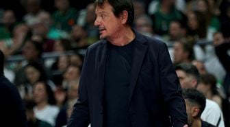 Ergin Ataman, Türkiye'ye hakaret eden Olympiakos taraftarına hadlerini bildirdi