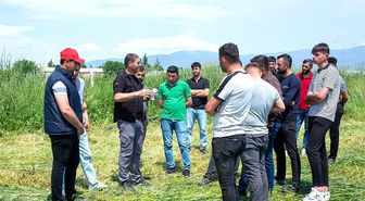 Genç çiftçi akademisinde eğitim saati