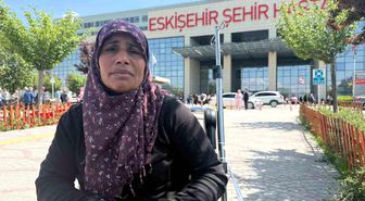 İki çocuk annesi, 2 erkek tarafından sopayla darbedildiğini iddia etti