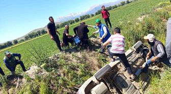 Kahramanmaraş'ta otomobil kanala uçtu: 4 yaralı
